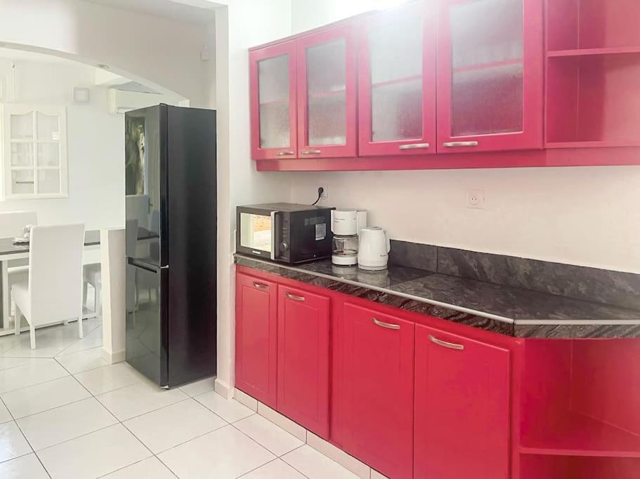 Kay Johanna Les Abymes Exterior foto